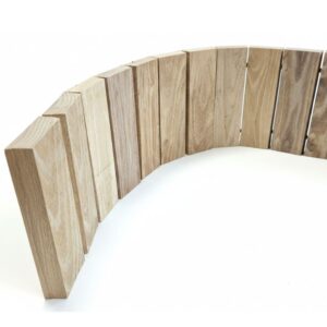 Alternative view of Hajlítható akácfa kerti szegély – természetes virágágyás és járdaszegély